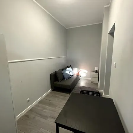 Duzy - Stare - 12 Osob - 6 Lozek Apartament Wrocław