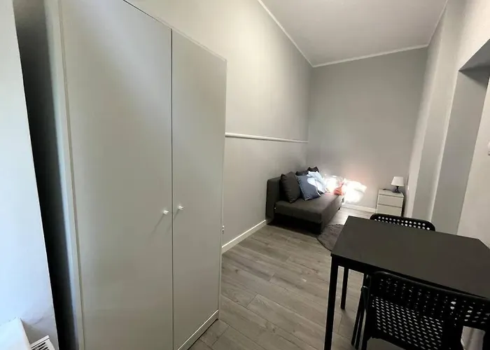 Duzy - Stare - 12 Osob - 6 Lozek Wroclaw