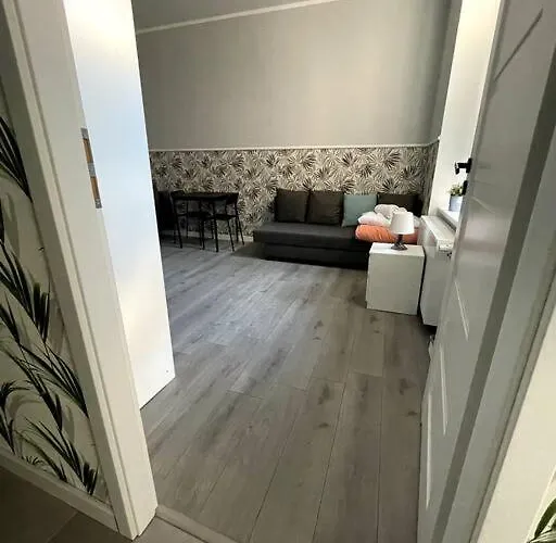 Duzy - Stare - 12 Osob - 6 Lozek Wroclaw