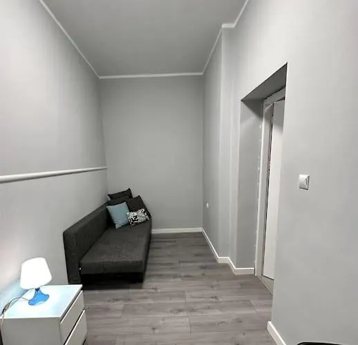 Daire Duzy - Stare - 12 Osob - 6 Lozek Wroclaw